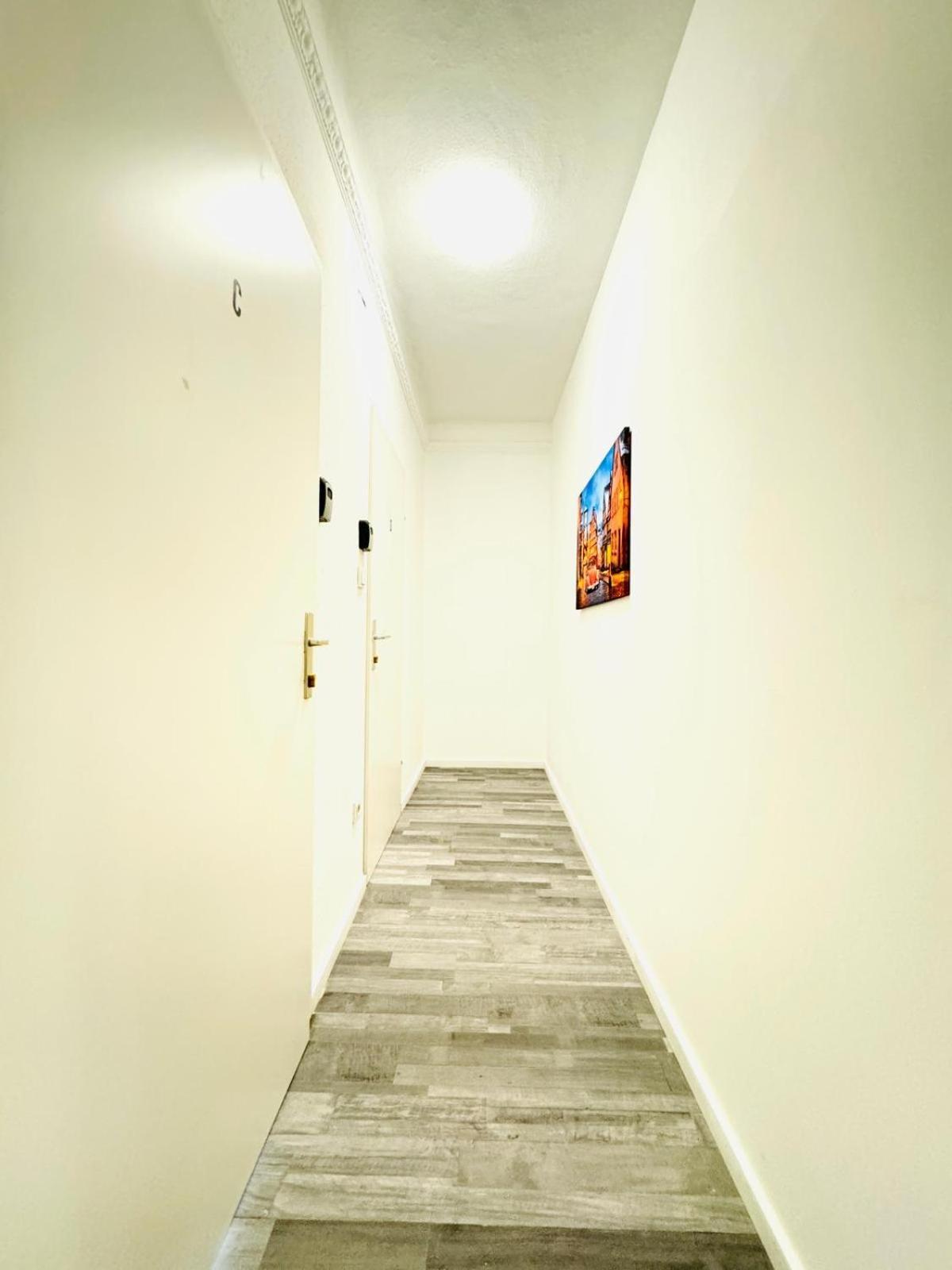 Very Spacious Apartment For Up To 7P With Great Location เวียนนา ภายนอก รูปภาพ