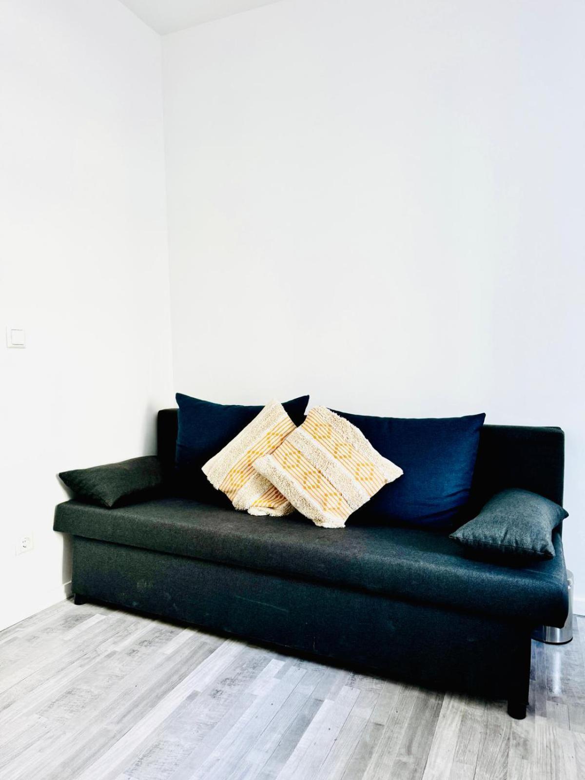 Very Spacious Apartment For Up To 7P With Great Location เวียนนา ภายนอก รูปภาพ