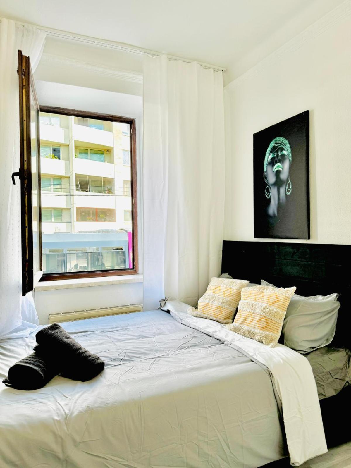 Very Spacious Apartment For Up To 7P With Great Location เวียนนา ภายนอก รูปภาพ